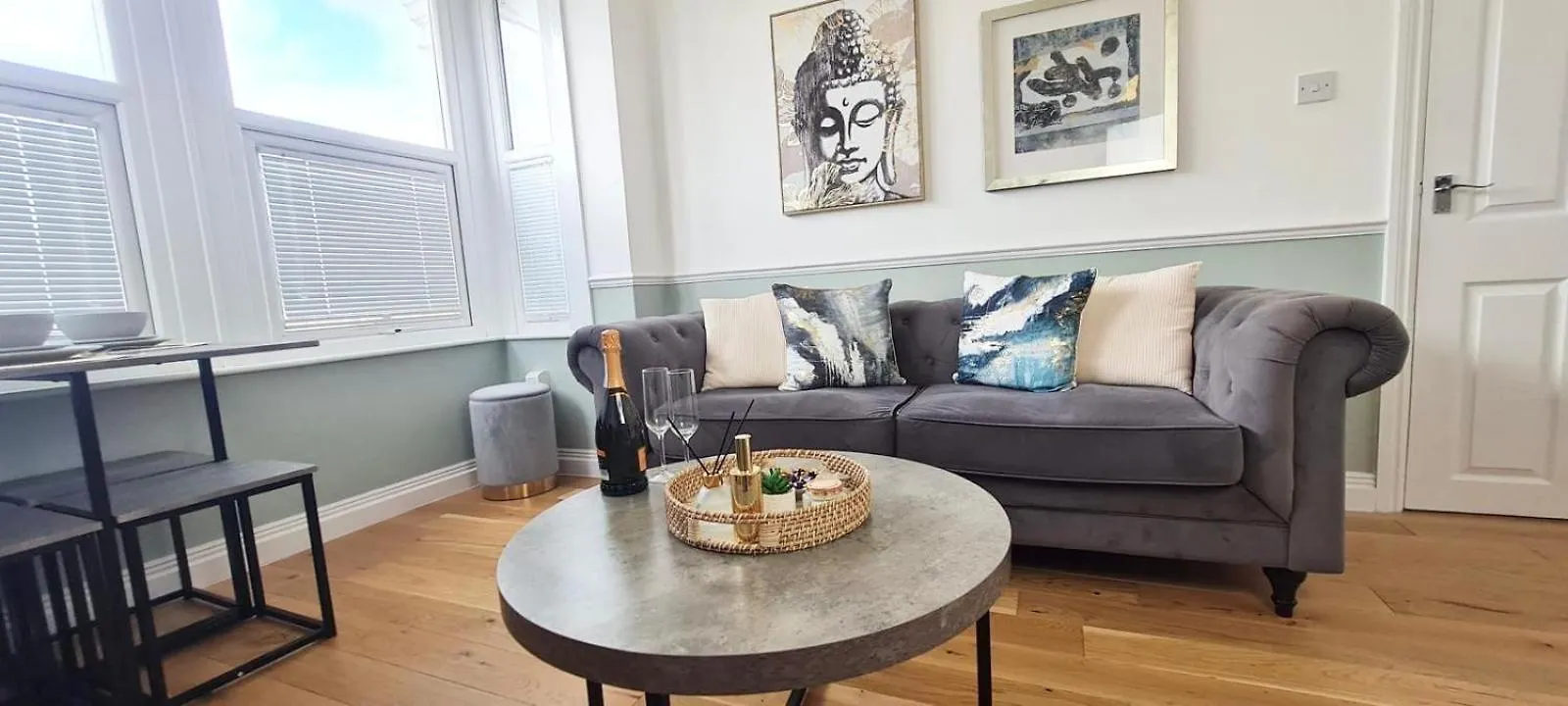 Westcliff-On-Sea Modern 2 Bedroom Apartment - Free Parking Southend-on-Sea United Kingdom