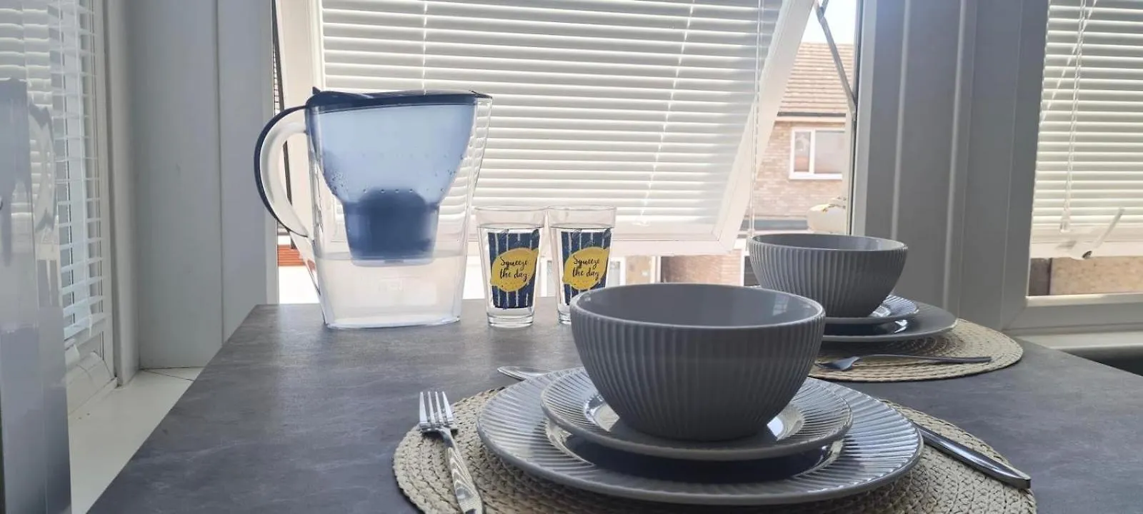 Westcliff-On-Sea Modern 2 Bedroom Apartment - Free Parking Southend-on-Sea