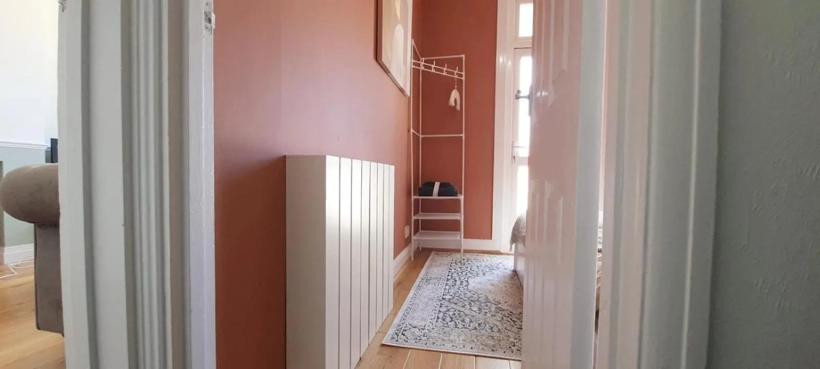 Westcliff-On-Sea Modern 2 Bedroom Apartment - Free Parking Southend-on-Sea